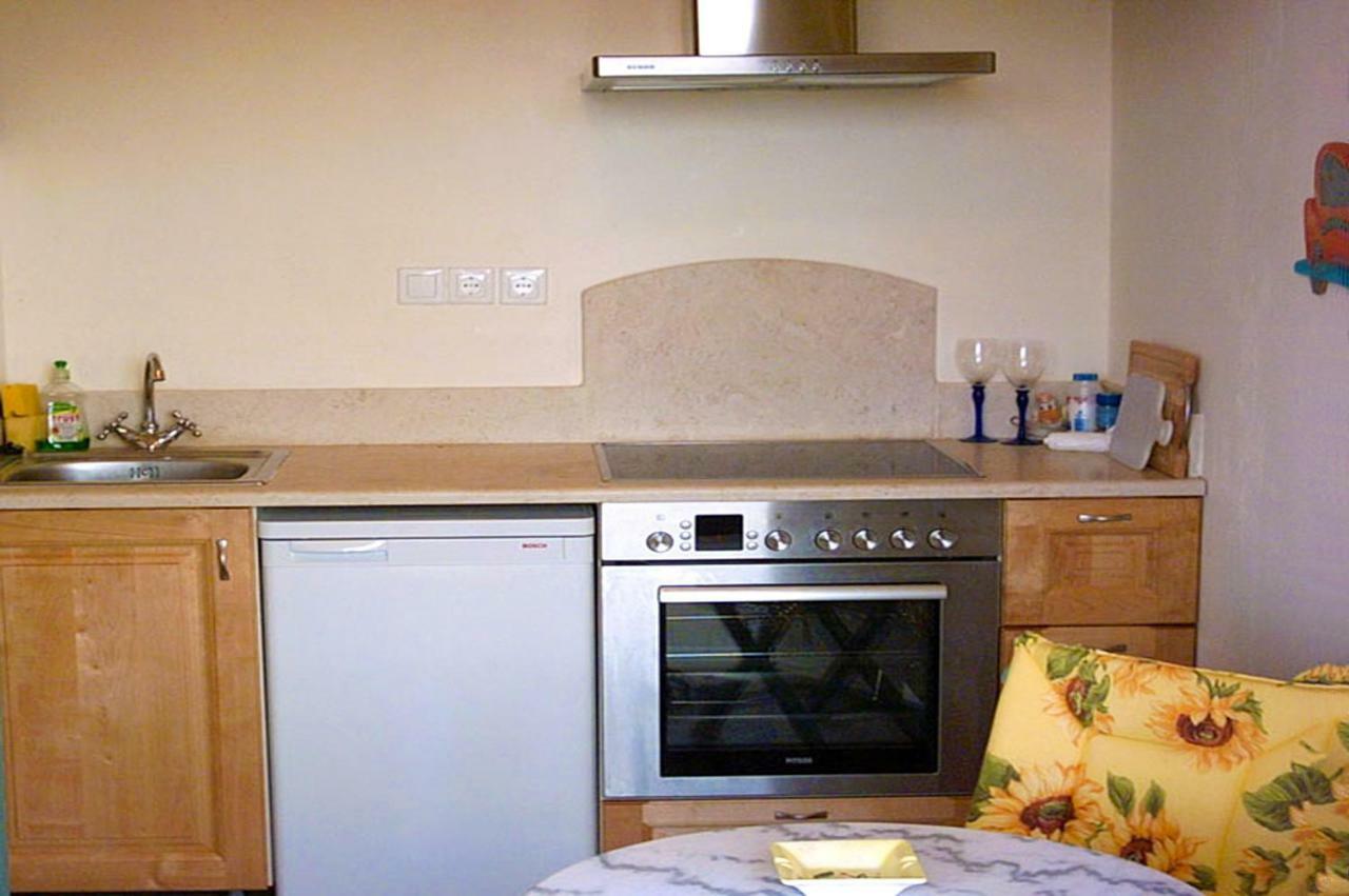 Lemoni Apartments Pelekas Ngoại thất bức ảnh