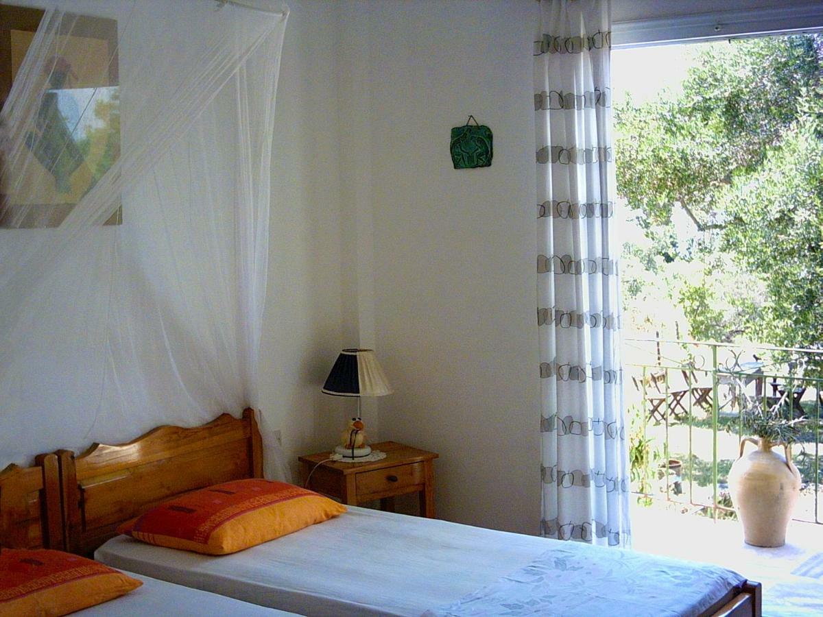 Lemoni Apartments Pelekas Ngoại thất bức ảnh